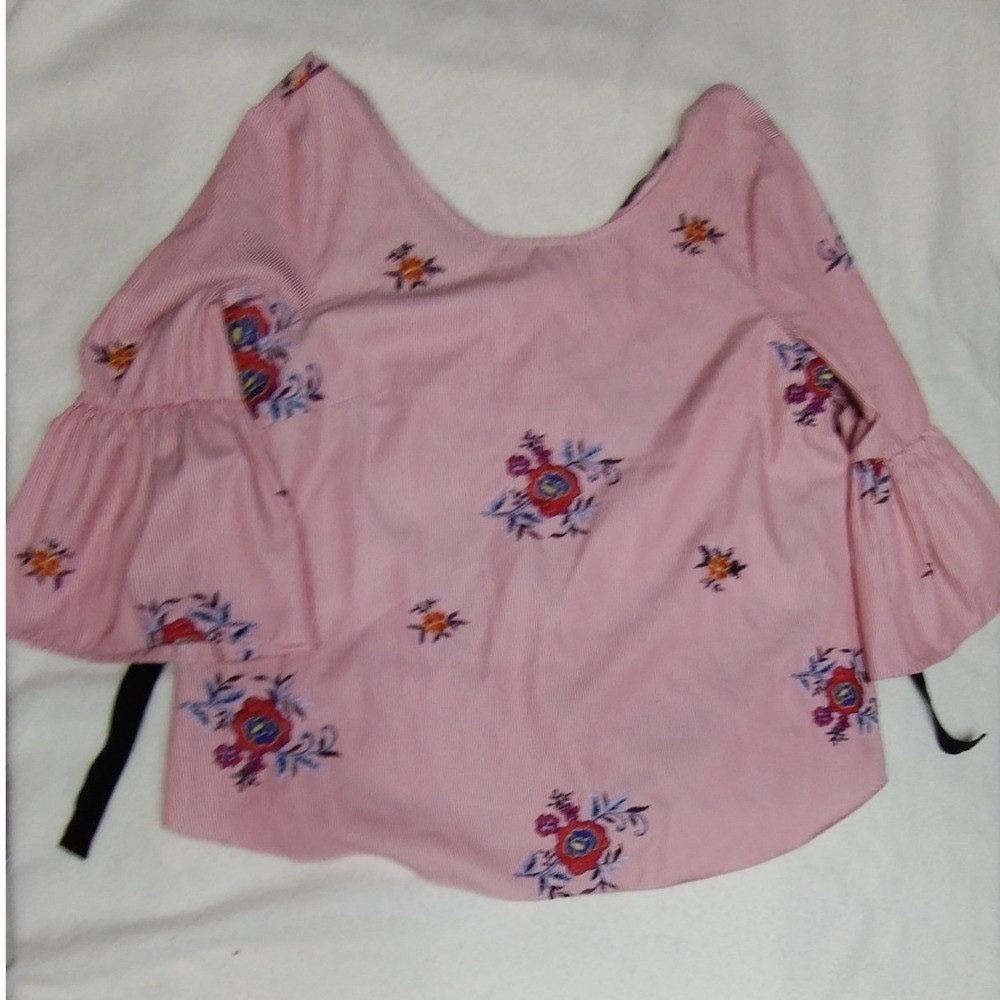 Nine West Medium Pink Embroidered Floral Bell Sleeve Striped Blouse Boho Top - Picture 5 of 11